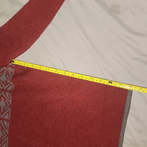 Eastern Mountain Sports Men's S Burgundy sweater. - Picture 7 of 7